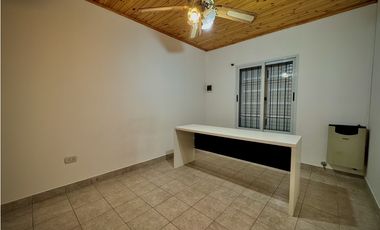 Venta Casa de 2 dormitorios Bº Constantini