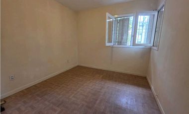 Venta • Departamento • P. BAJA• 2 Dormitorios • B. Cano • Ciudad
