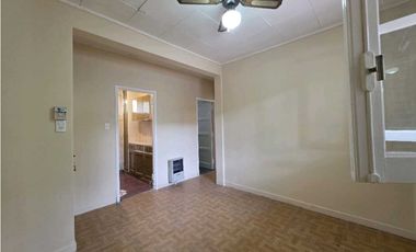 Venta • Departamento • P. BAJA• 2 Dormitorios • B. Cano • Ciudad