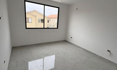 SE VENDE CASA PARA ESTRENO CIUDAD CELESTE  DevE