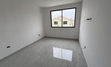 SE VENDE CASA PARA ESTRENO CIUDAD CELESTE  DevE