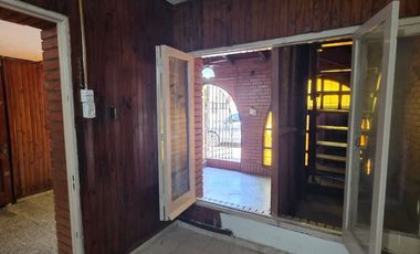 Maipu 189- Casa 2 dormit + Dpto (Villa Don Enrique)