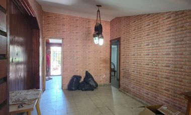 Maipu 189- Casa 2 dormit + Dpto (Villa Don Enrique)