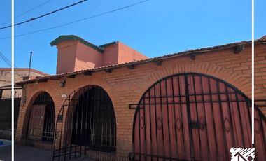 Maipu 189- Casa 2 dormit + Dpto (Villa Don Enrique)