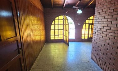 Maipu 189- Casa 2 dormit + Dpto (Villa Don Enrique)