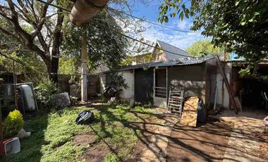 Casa en venta en Quilmes Este