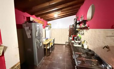 Casa en venta en Quilmes Este