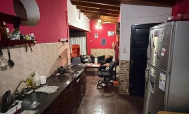 Casa en venta en Quilmes Este