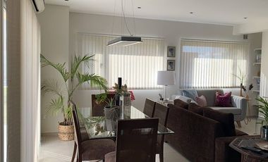 Casa en alquiler en Las Golondrinas