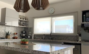 Casa en alquiler en Las Golondrinas