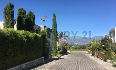 VENTA DE CASA SECTOR TANDA, EN PLANOS