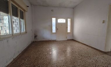 Venta PH 3amb-a Refaccionar-Gran lote-Billinghurst