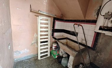 Venta PH 3amb-a Refaccionar-Gran lote-Billinghurst