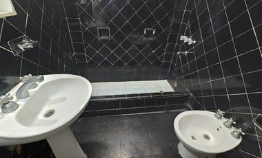 Venta PH 3amb-a Refaccionar-Gran lote-Billinghurst