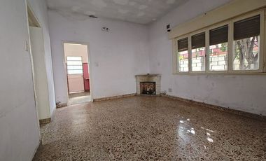 Venta PH 3amb-a Refaccionar-Gran lote-Billinghurst