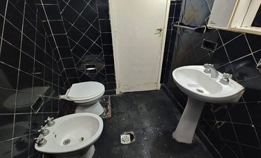 Venta PH 3amb-a Refaccionar-Gran lote-Billinghurst