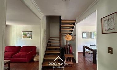 Casa en Arriendo en Amplia casa en el corazón de Vitacura. Alejandro Serani - La Llaveria. Colegio Sagrados Corazones de Manquehue