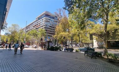 Local Comercial en Arriendo en Av Ricardo Lyon