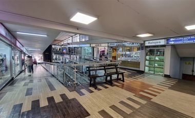Local Comercial en Arriendo en Av Ricardo Lyon