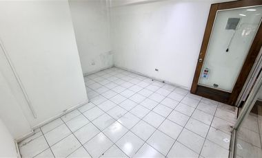 Local Comercial en Venta en Av Ricardo Lyon