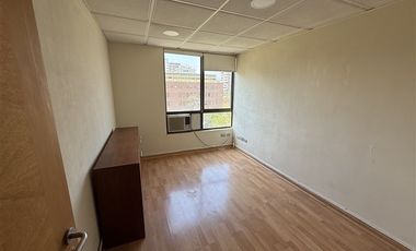 Oficina en Arriendo en Eliodoro Yañez 1649