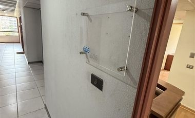 Oficina en Arriendo en Eliodoro Yañez 1649