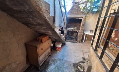 CASA 4 AMBIENTES QUILMES OESTE