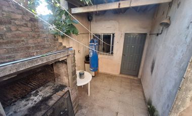 CASA 4 AMBIENTES QUILMES OESTE