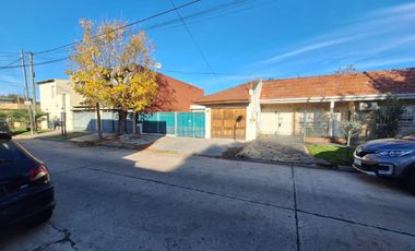 CASA 4 AMBIENTES QUILMES OESTE