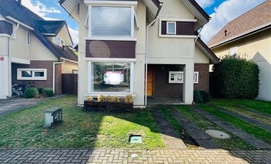 Casa en Arriendo en Sector Poniente