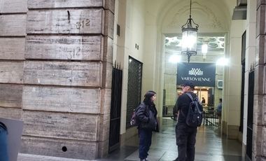 Oficina en Arriendo en Ahunada esquina Huerfanos