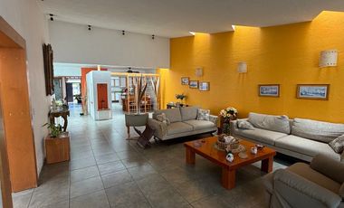 Casa en Venta en Colonia Ciudad de Los Niños Zapopan Jalisco.
