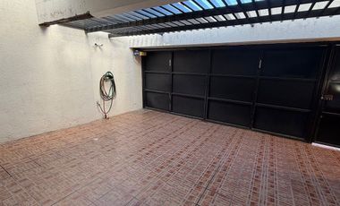 Casa en Venta en Colonia Ciudad de Los Niños Zapopan Jalisco.