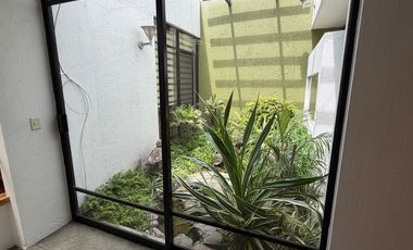 Casa en Venta en Colonia Ciudad de Los Niños Zapopan Jalisco.