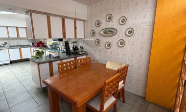 Casa en Venta en Colonia Ciudad de Los Niños Zapopan Jalisco.