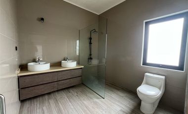 Exclusiva Casa En Venta Country Pucón