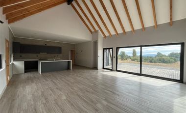 Exclusiva Casa En Venta Country Pucón