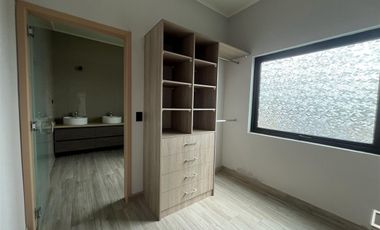 Exclusiva Casa En Venta Country Pucón