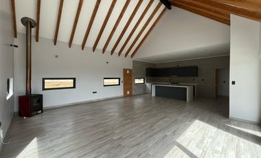 Exclusiva Casa En Venta Country Pucón
