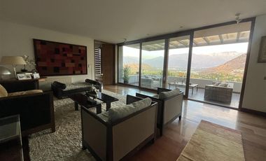 Hermosa Vivienda 6d-7b - Vista Excepcional