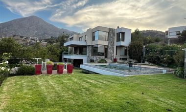 Hermosa Vivienda 6d-7b - Vista Excepcional