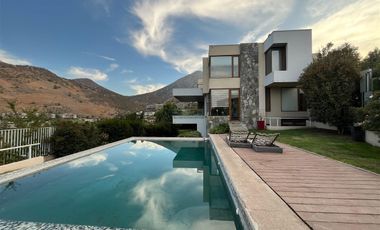 Hermosa Vivienda 6d-7b - Vista Excepcional