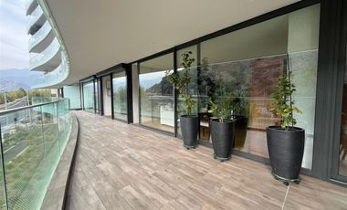 Exclusivo Depto En Venta! Amplios Espacios Y Confort Total.