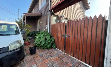 Casa En Venta De En Condominio Cerrado En Buin.