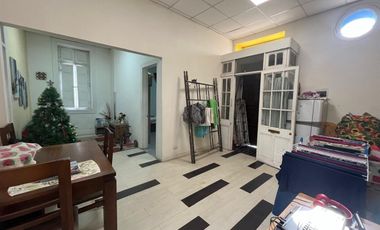 Casa En Esquina En Santiago Centro - Excelente Ubicación