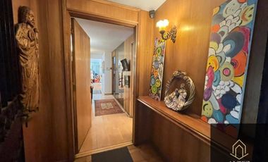 Departamento en venta c/ estacionamiento en Santa María de Manquehue