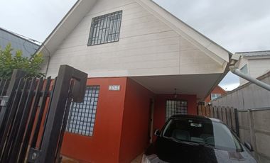 Casa en venta c/ estacionamiento en Chillán Oriente