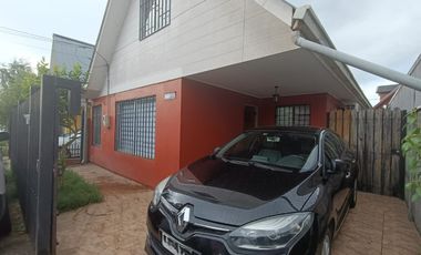 Casa en venta c/ estacionamiento en Chillán Oriente