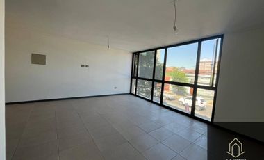 Oficina en venta 32m2, Arturo Prat, Santiago.