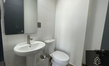 Oficina en venta 32m2, Arturo Prat, Santiago.